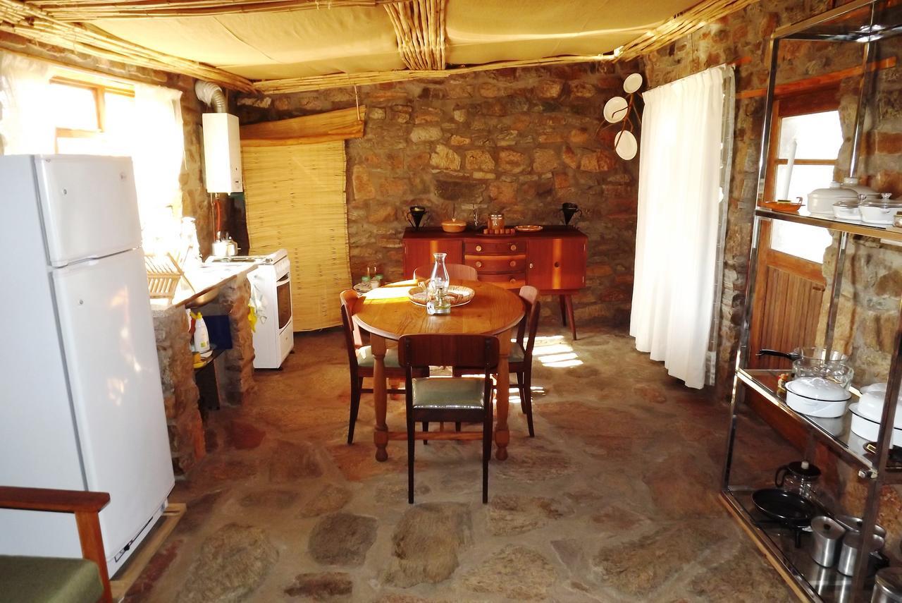 Verbe Farm Accommodation Kamieskroon Екстер'єр фото
